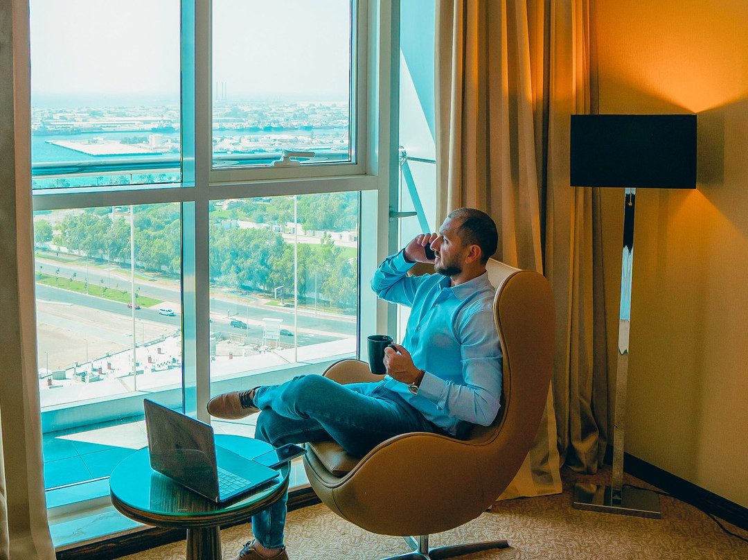 占奈萨拉卜塔酒店主图