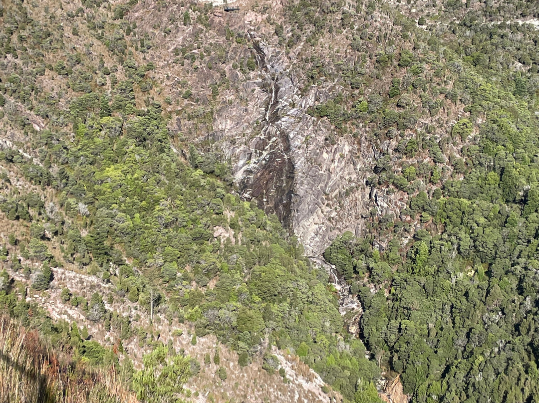 Horsetail Falls-皇后镇必去景点