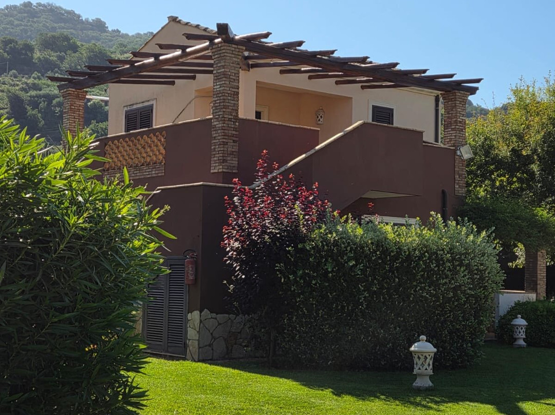 阿尔坎塔拉酒店主图