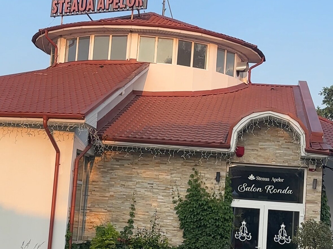 Complex Turistic Steaua Apelor主图
