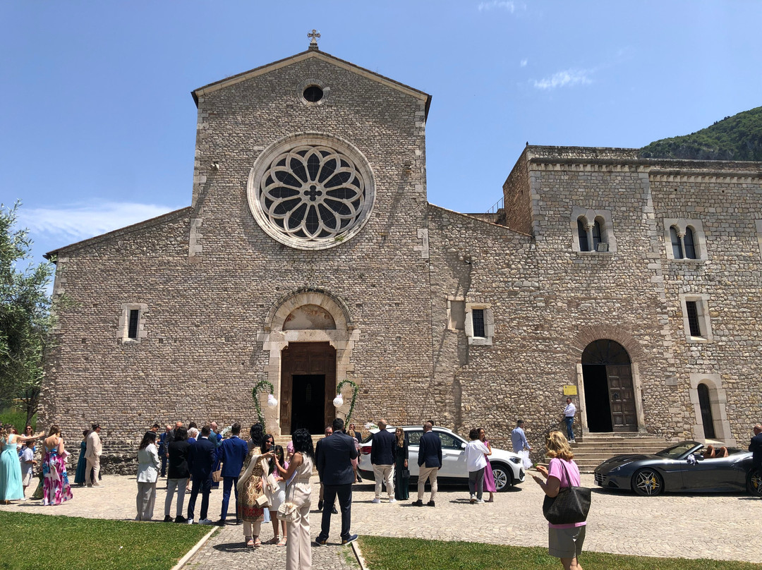 Abbazia di Valvisciolo-Sermoneta必去景点