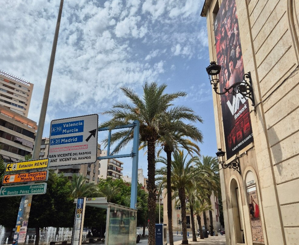 Plaça d'Espanya-阿利坎特省必去景点