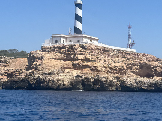 Aloha Boat Charters - Jeffrey-Comino必去景点