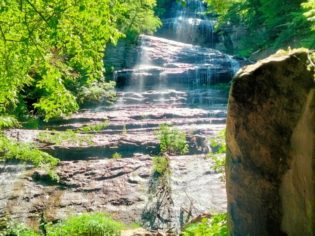 Cascata della Volpara e della Prata-Acquasanta Terme必去景点