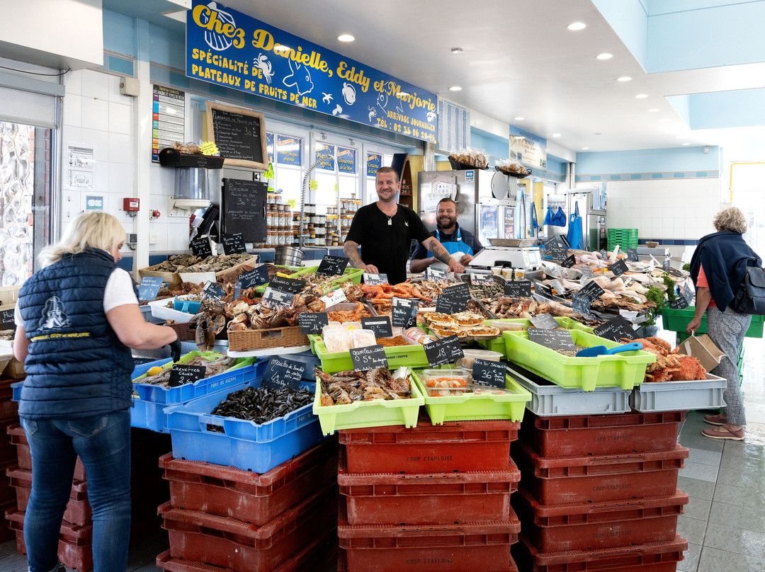 Poissonnerie Municipale-勒特雷波尔必去景点