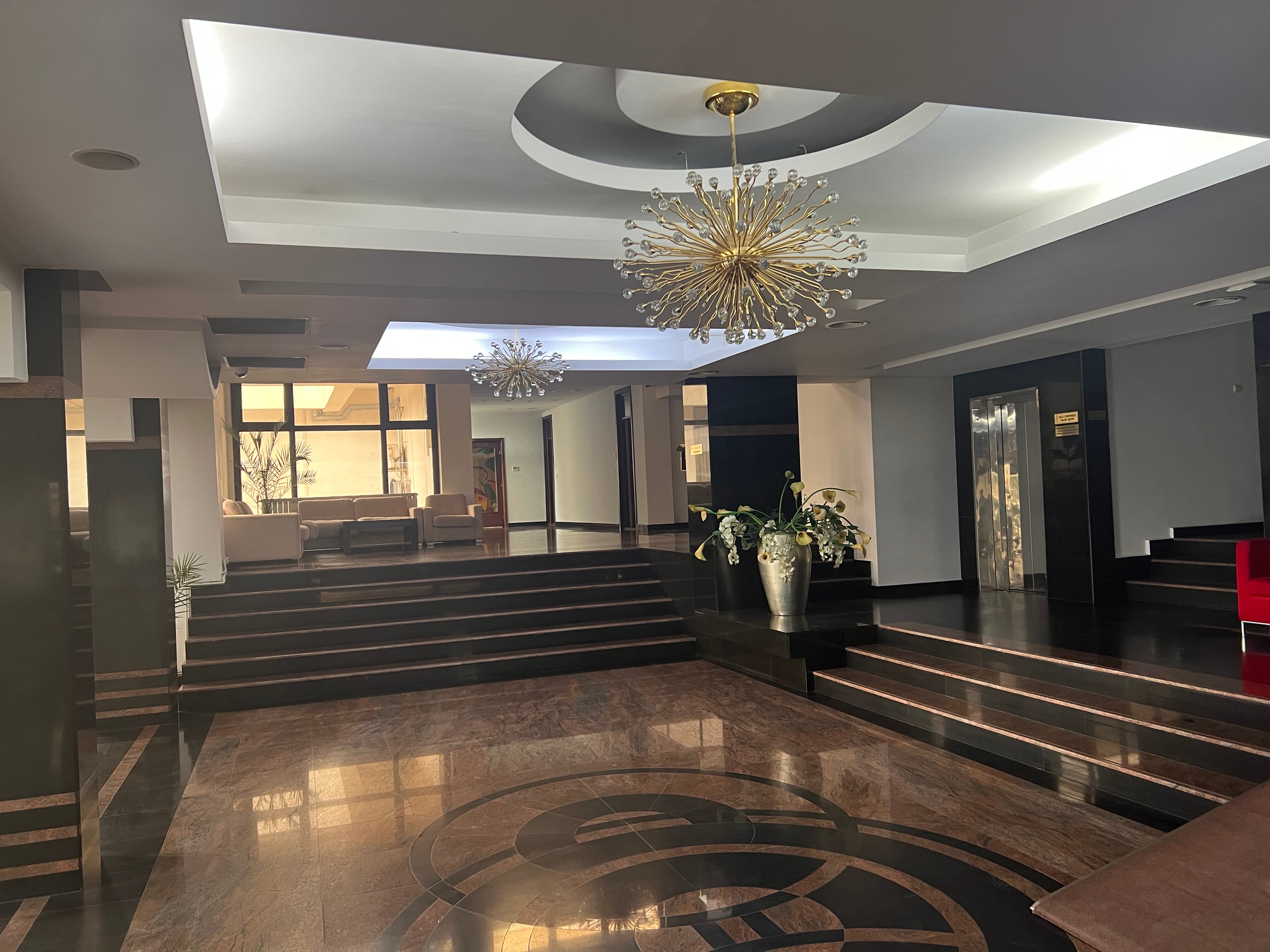 Pietroasa Hotel-官方