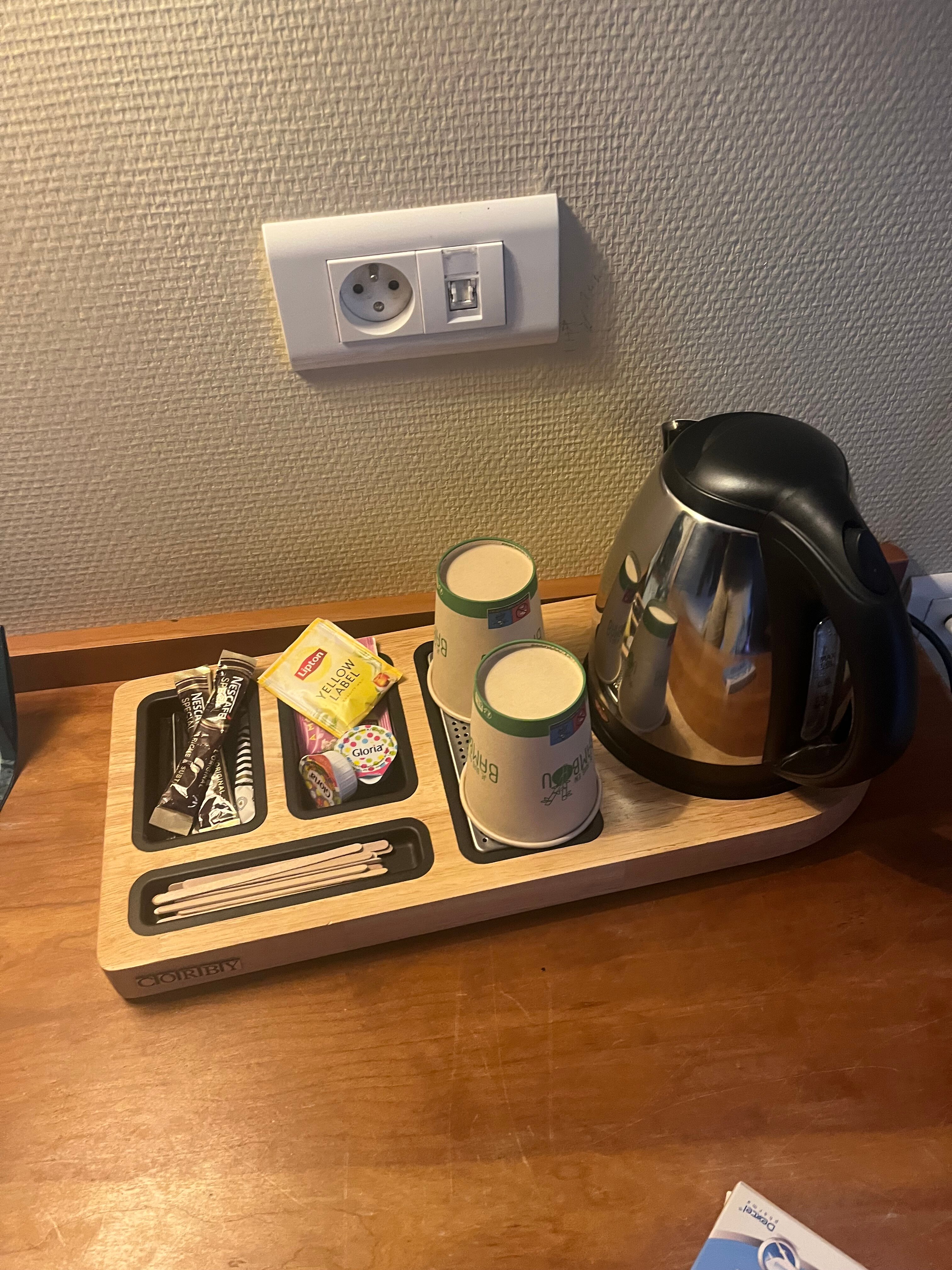 Logis Hôtel l'Abreuvoir-客卧