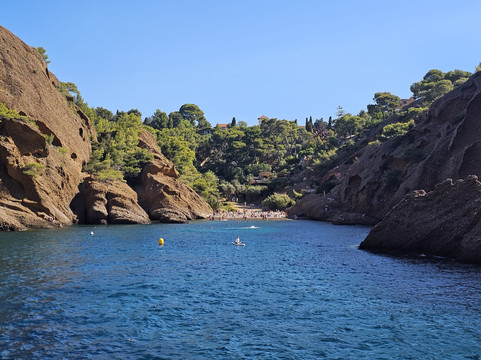 Les Amis des Calanques-拉西奥塔必去景点