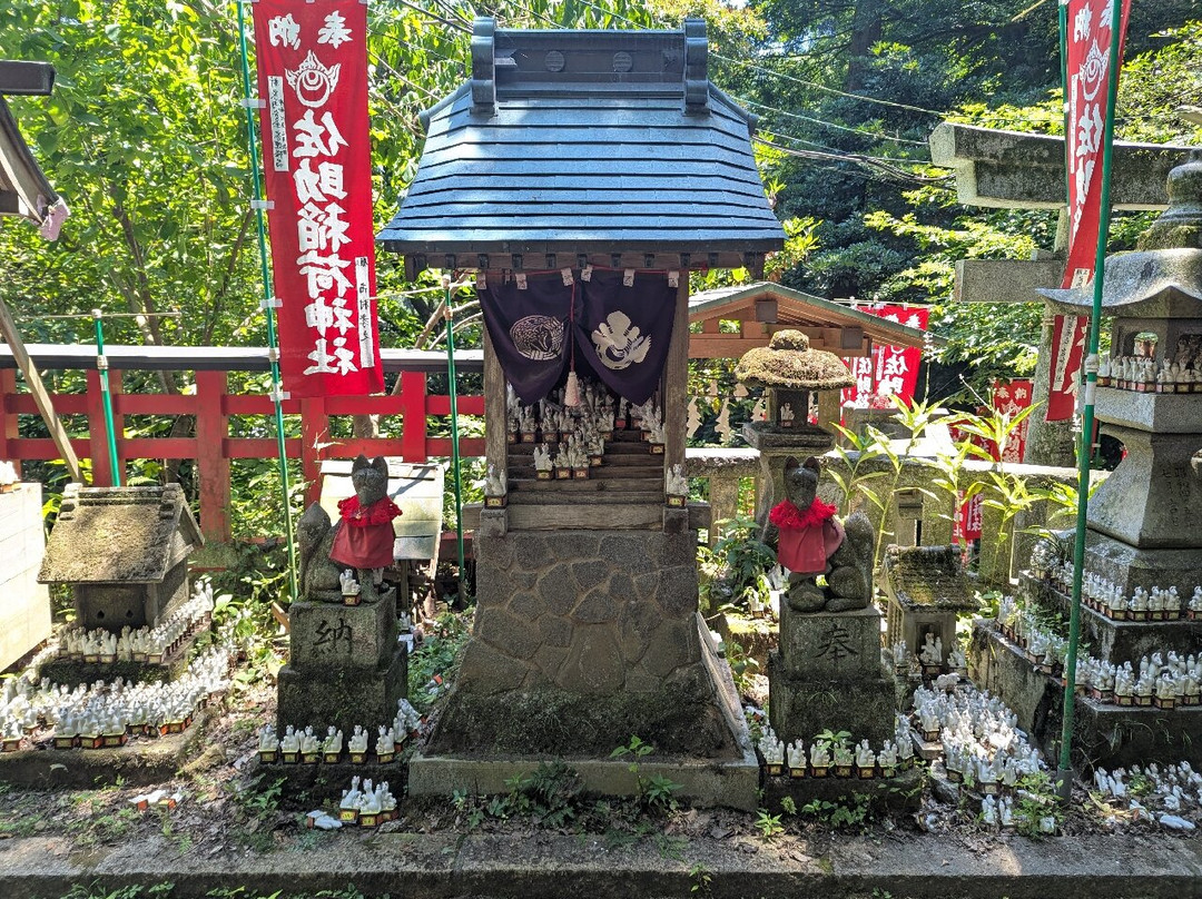 Sasuke Inari Shrine-镰仓市必去景点