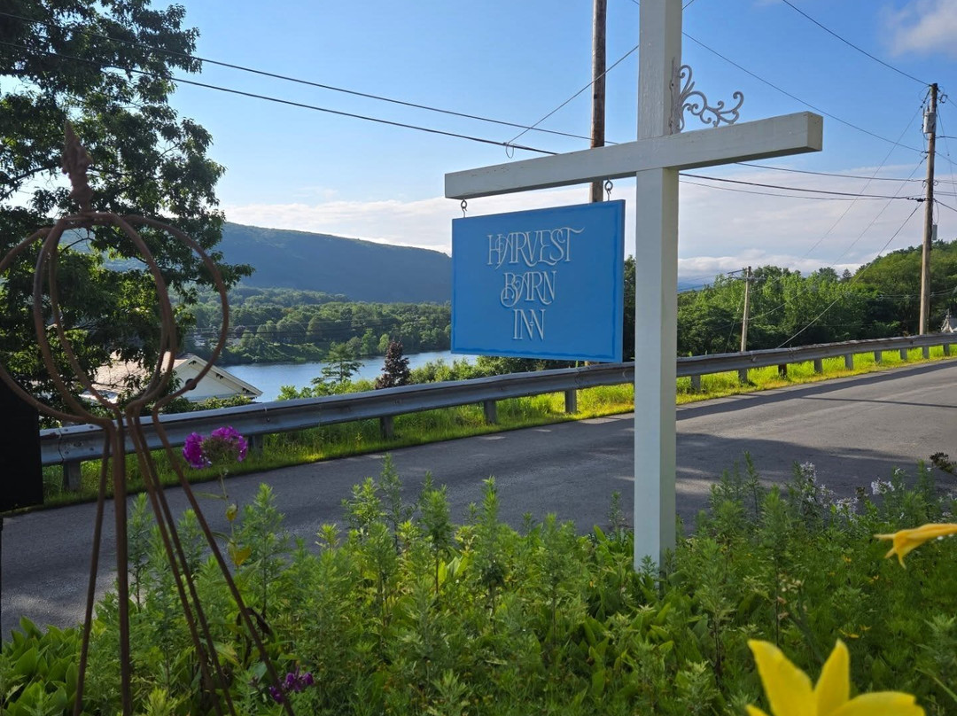 Harvest Barn Inn主图