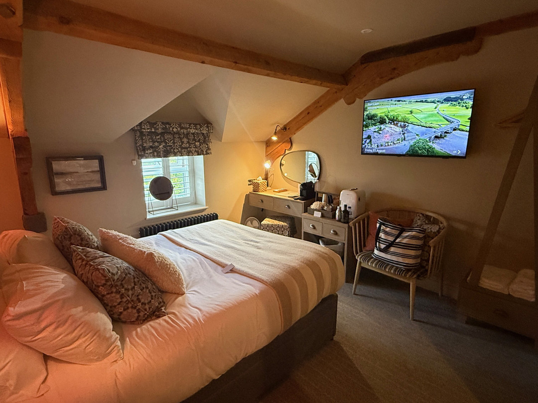 Red Lion Hotel主图