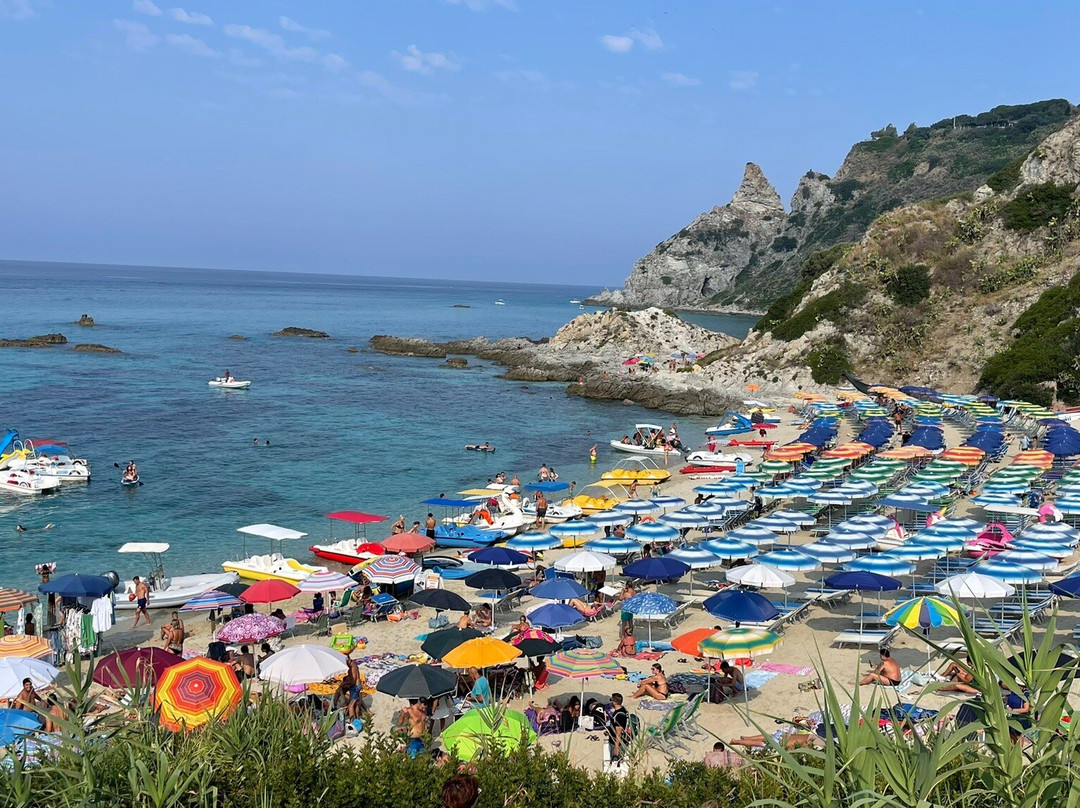 Grotticelle Beach-Capo Vaticano必去景点