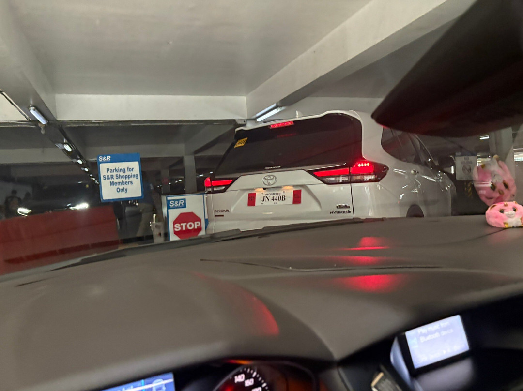 S&R New York Style Pizza