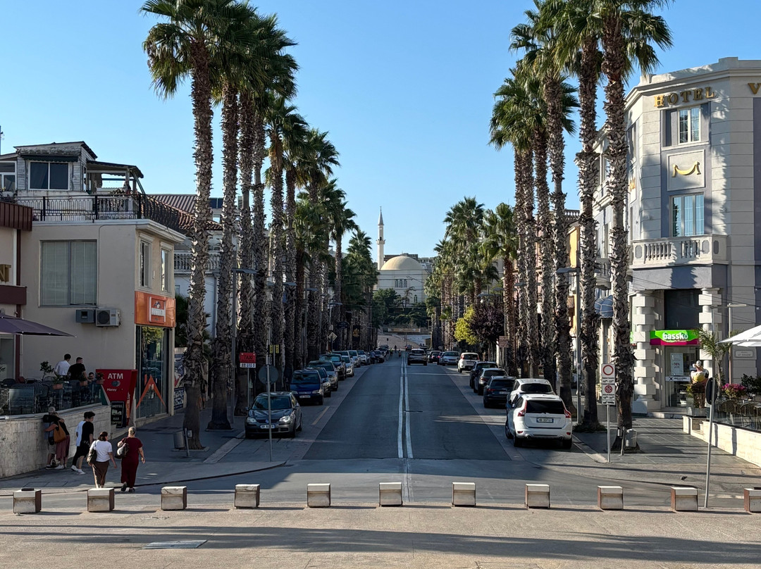 Town Square - Sheshi Liria - Plac-杜勒斯必去景点