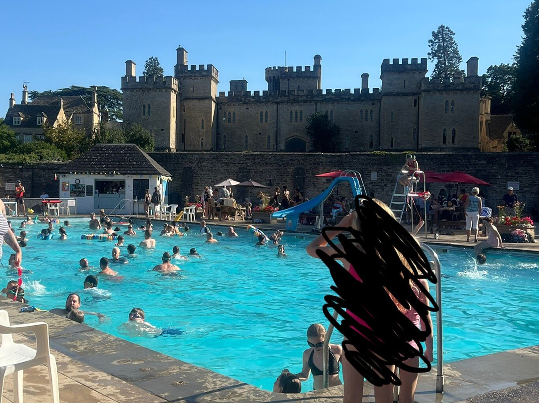 Cirencester Open Air Swimming Pool-赛伦塞斯特必去景点