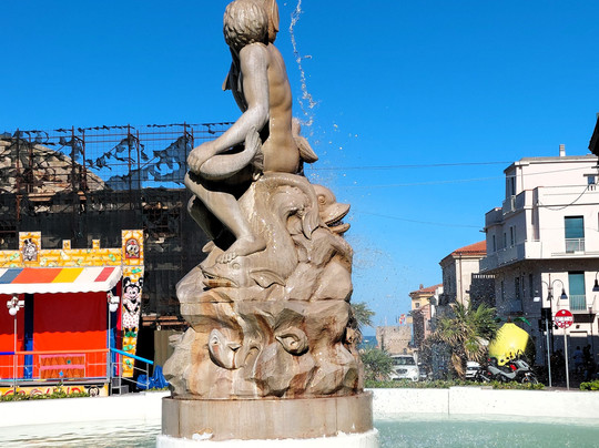 Fontana di Piazza Sant'Antonio-Termoli必去景点