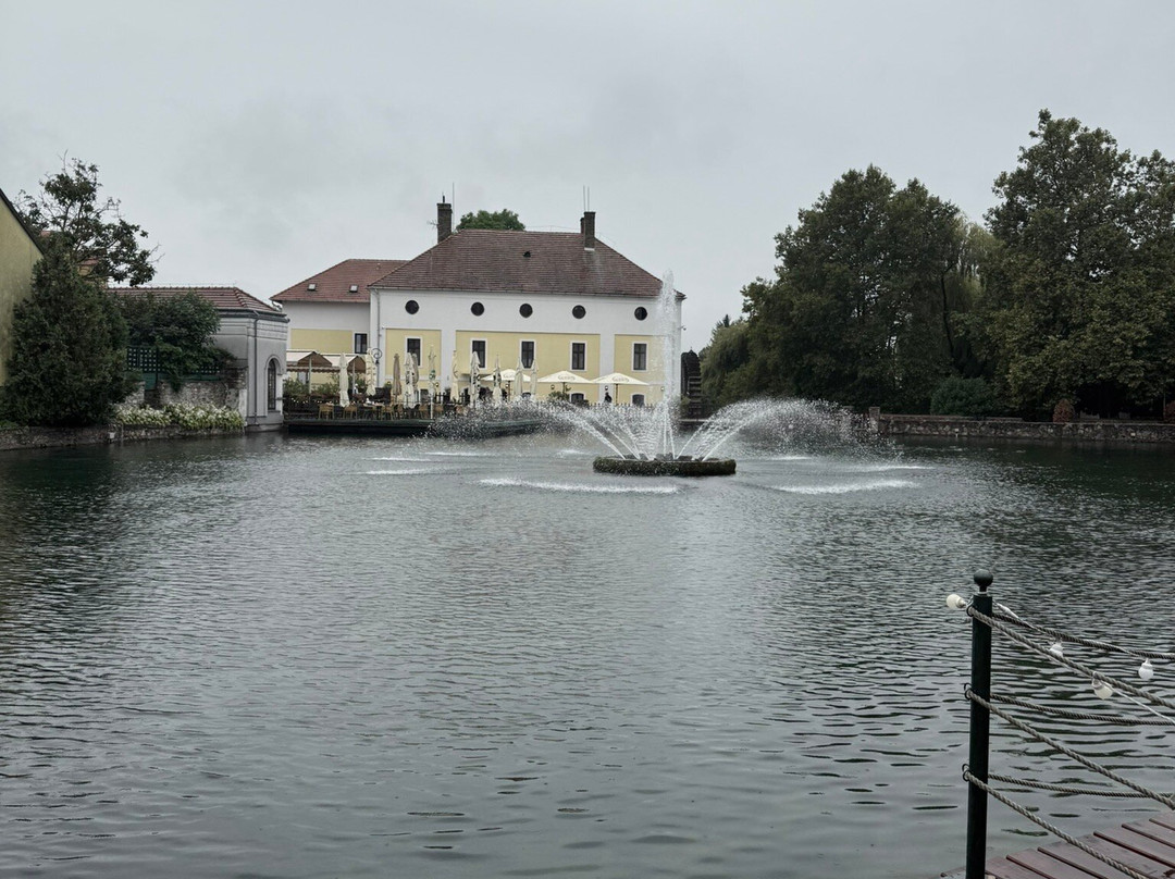 Malom Lake-Tapolca必去景点