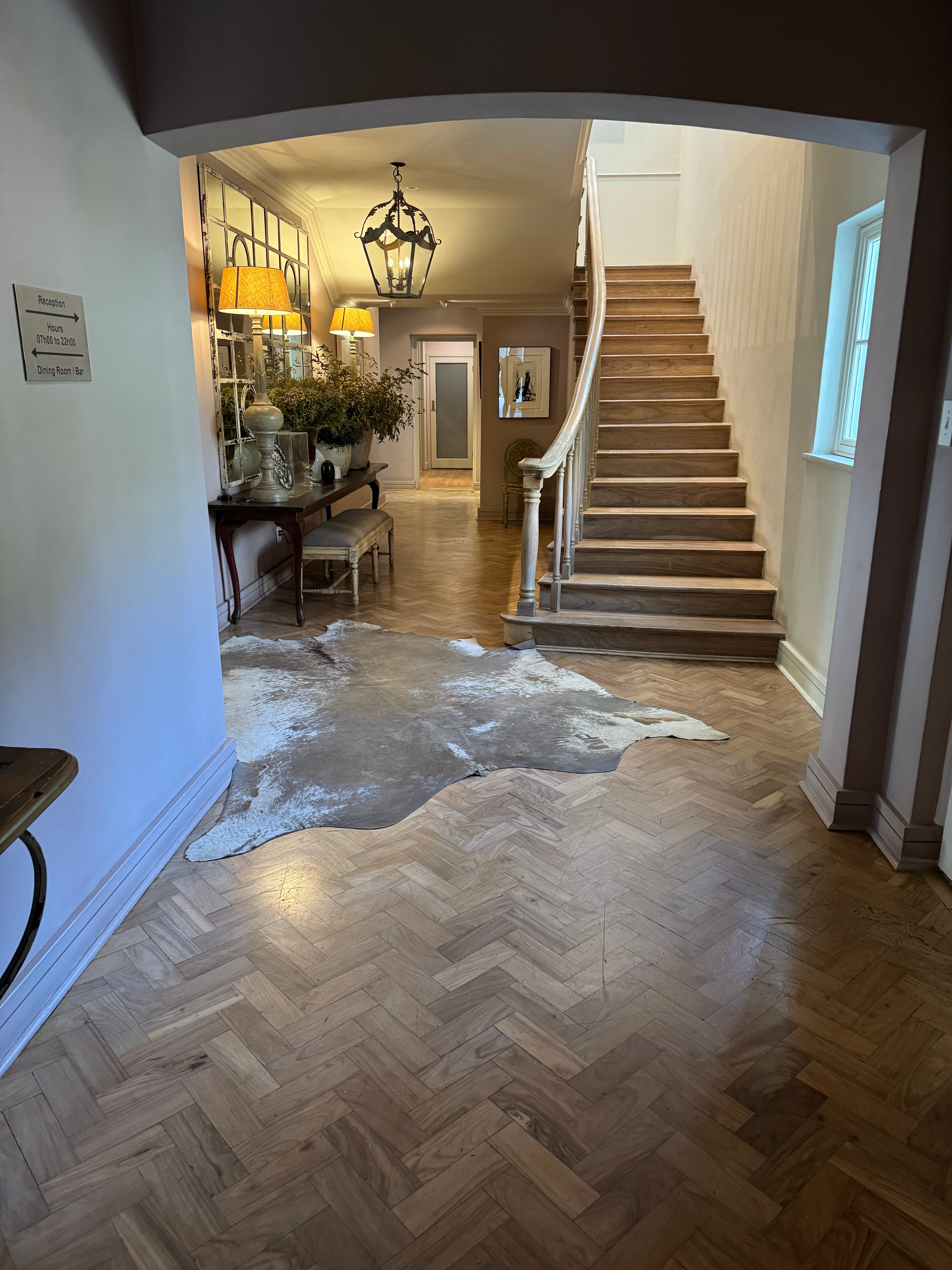 Hoeveld House-官方