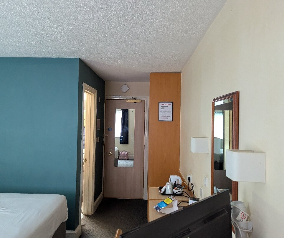 戴斯梅德斯通酒店主图