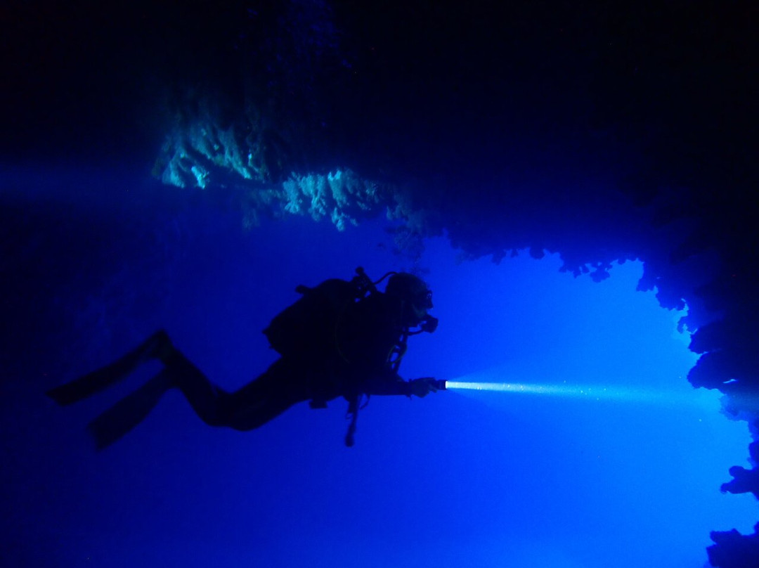 Paxos Oasi Sub-Lakka必去景点