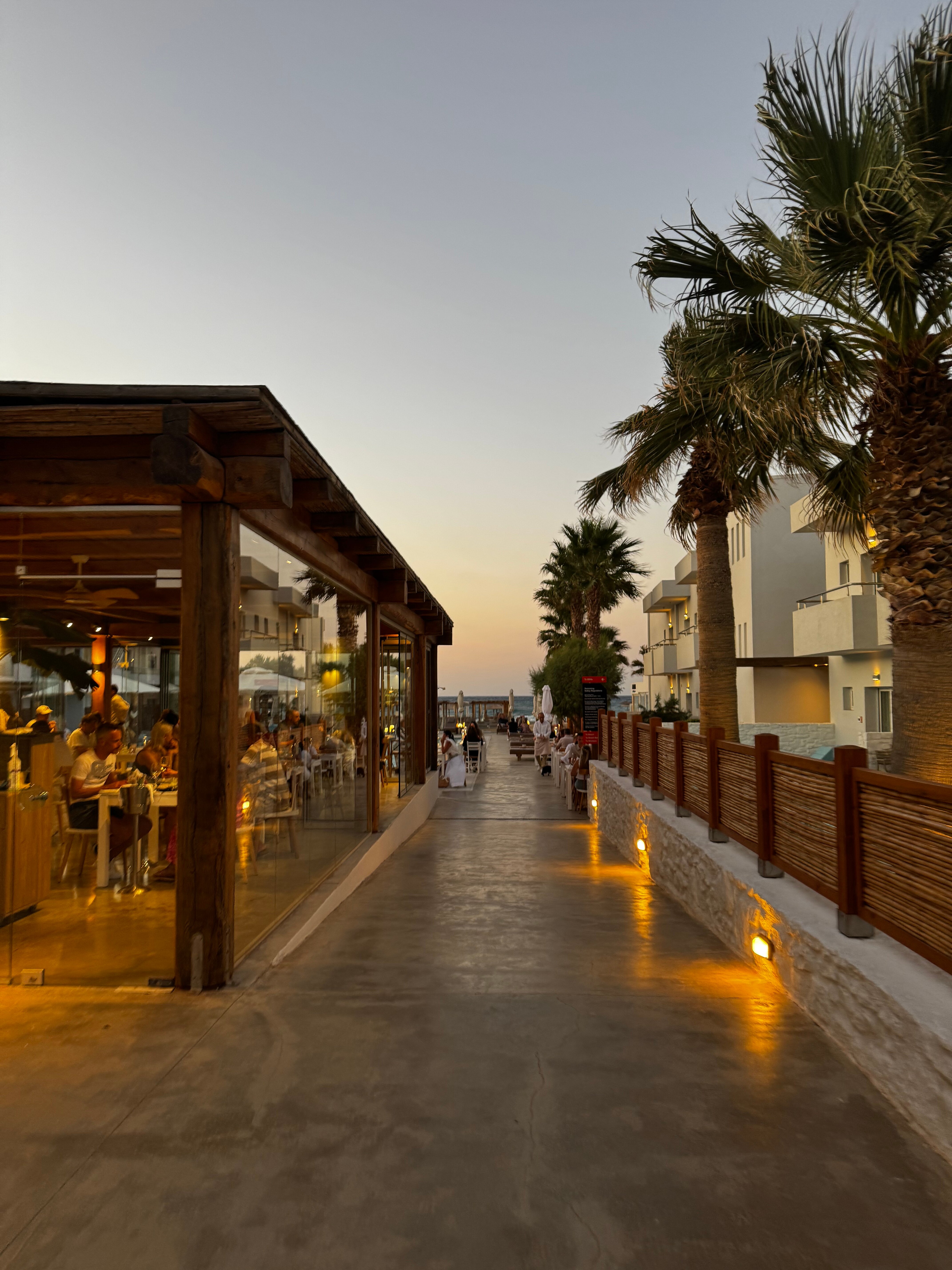 Paralos Lifestyle Beach-餐饮