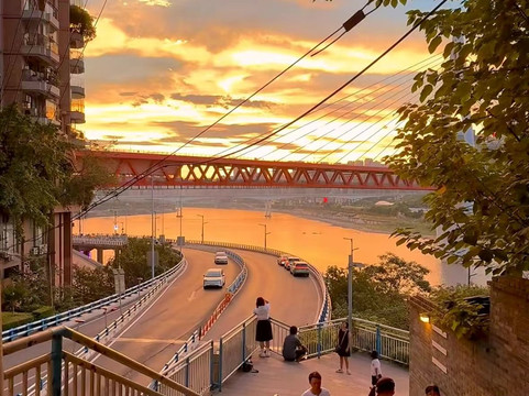 China Explorer Tour-重庆市必去景点