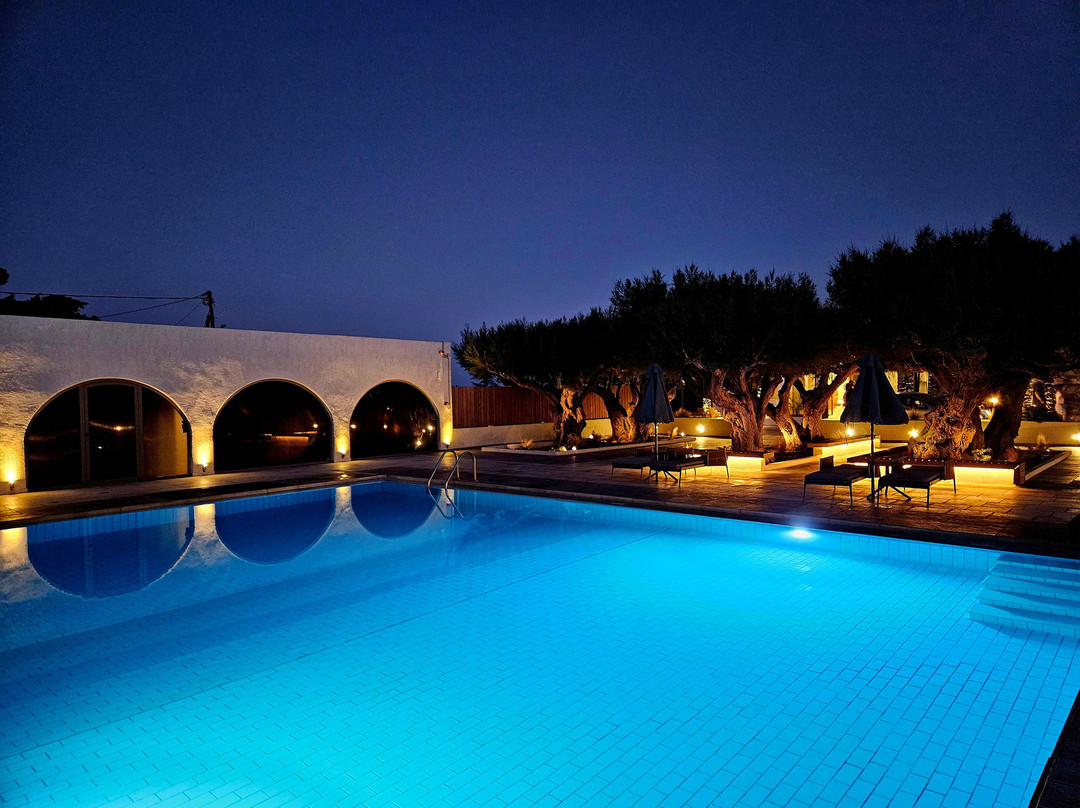 Coriva Beach Hotel & Bungalows主图