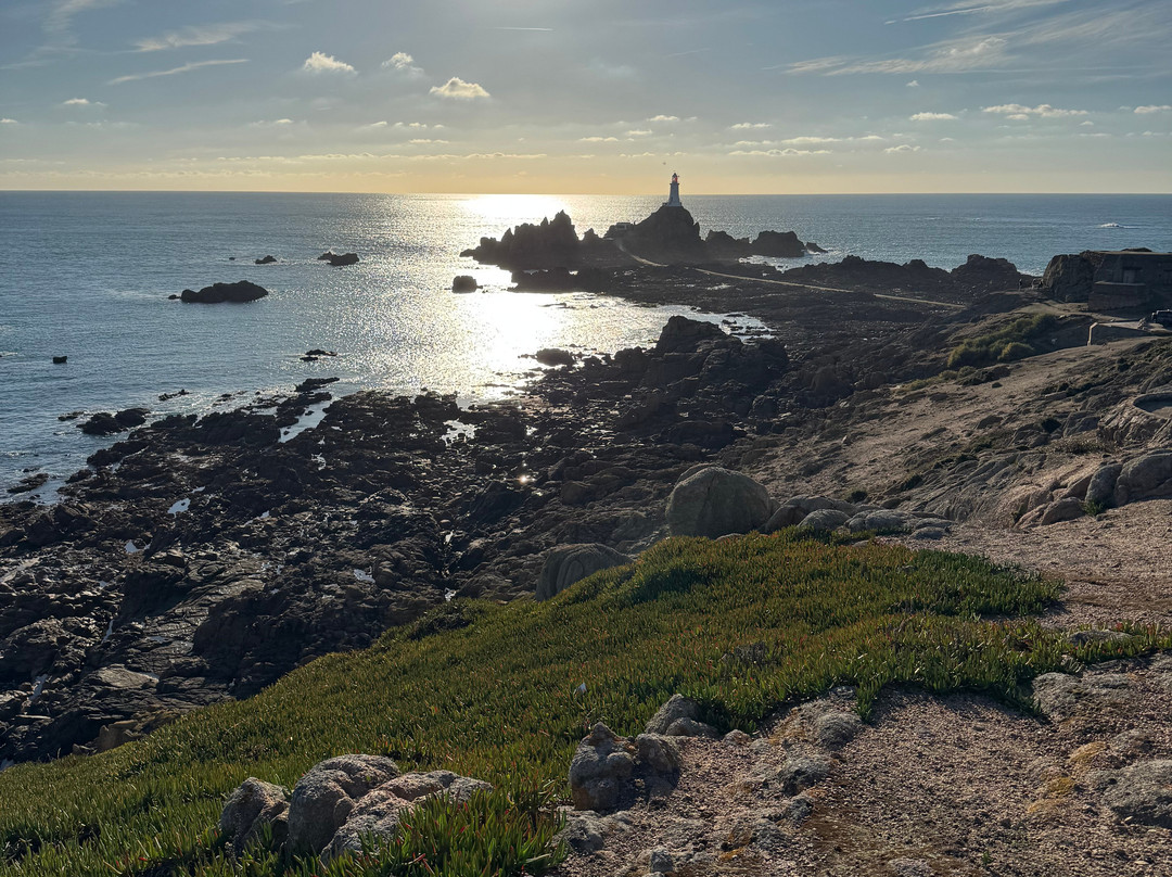 History Alive! & Jersey Military Tours-泽西岛必去景点