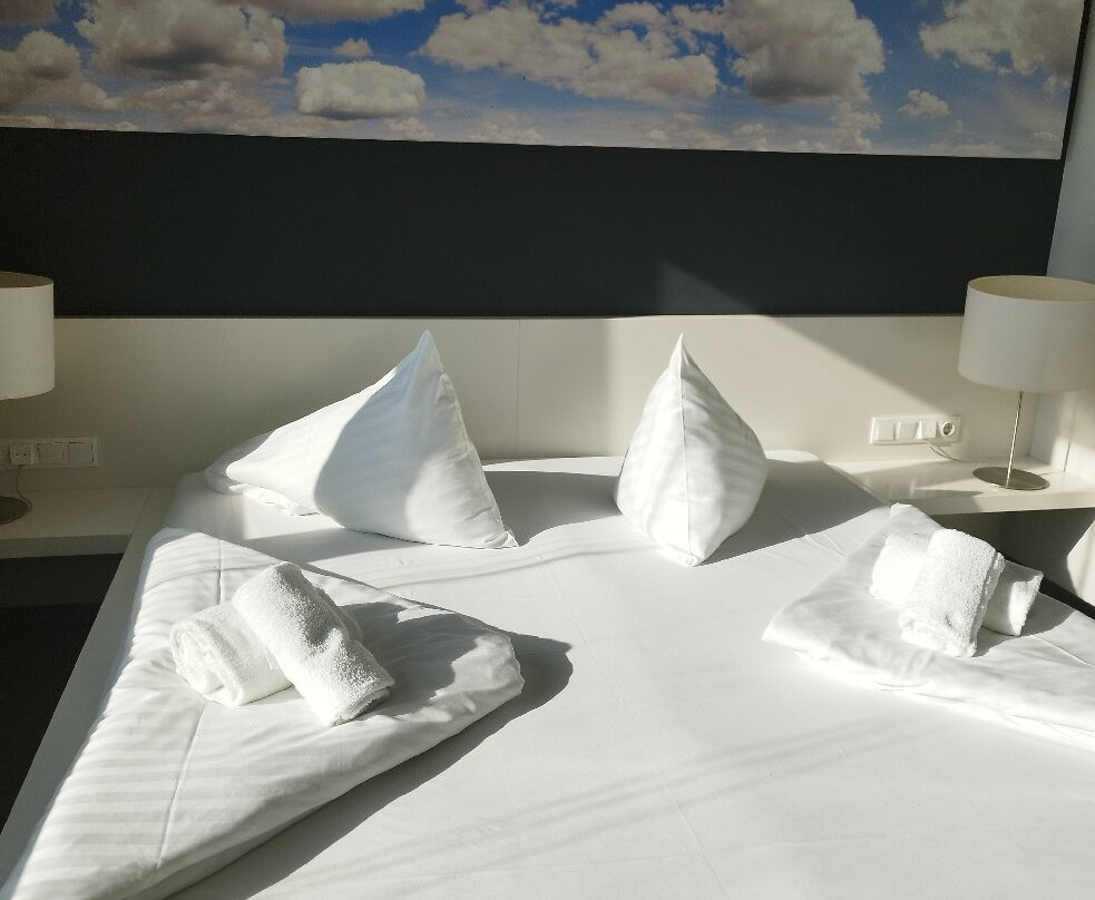 Rosenberger Seminar-Hotel Deutsch-Wagram主图