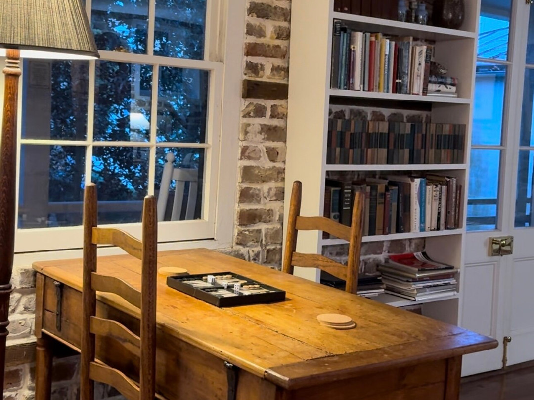 21 East Battery Bed and Breakfast主图