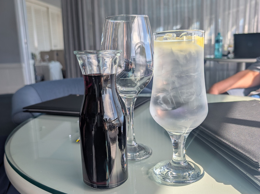 Blue Peter Hotel主图