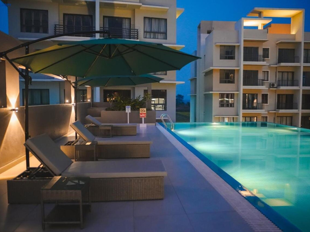 The Pearl Club Resort