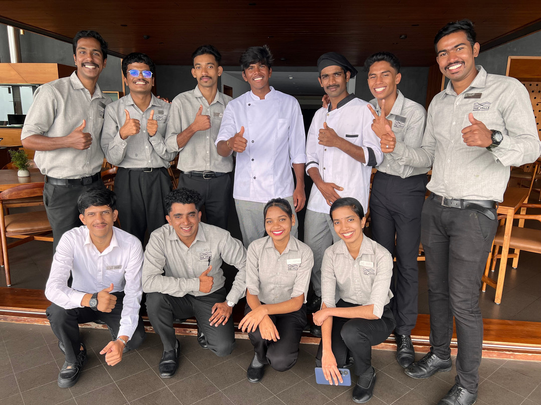 Nihara Restaurant By The Valle Munnar