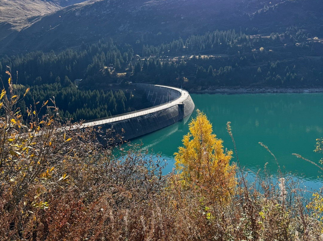 Zervreilastausee und Staumauer-瓦尔斯必去景点