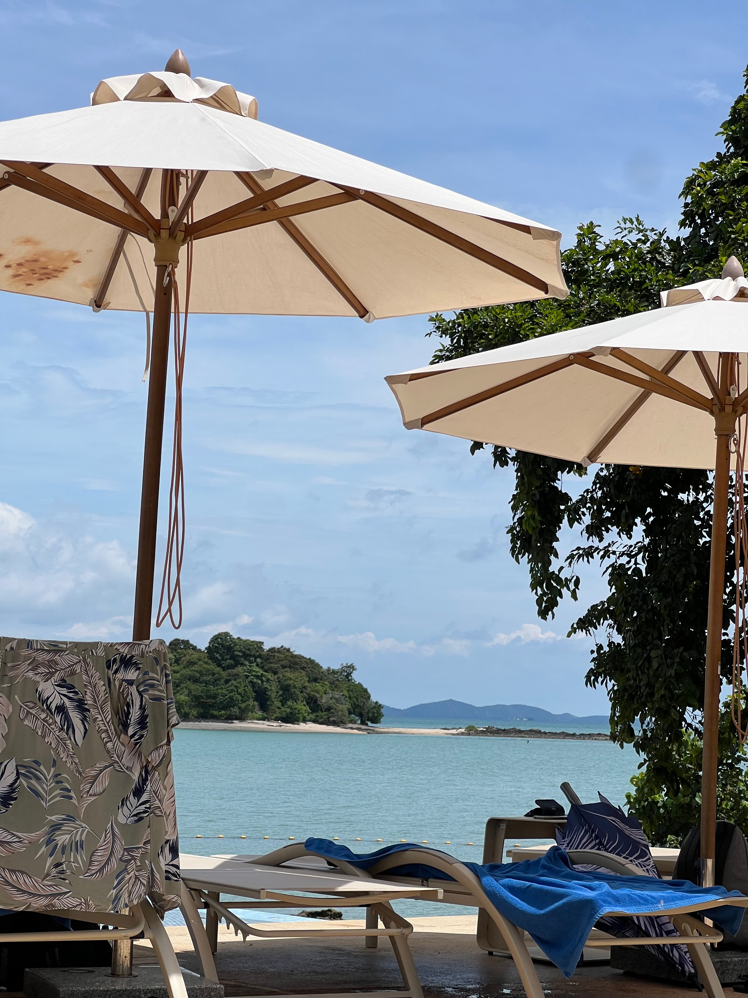 Island Escape Burasari-泳池