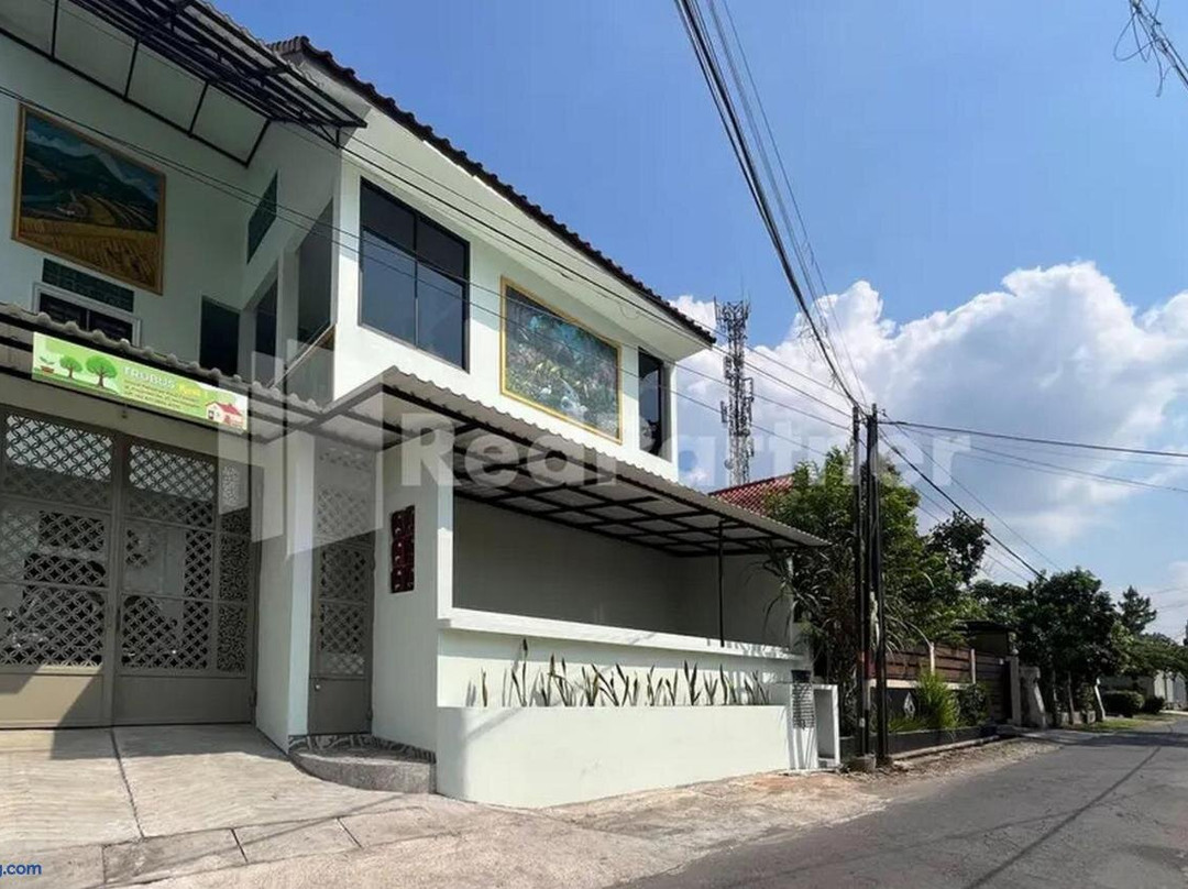 Trubus Guesthouse Syariah Magelang Mitra RedDoorz