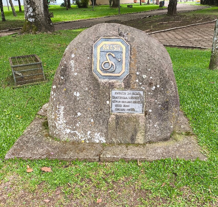 Praca Italia-Ilopolis必去景点