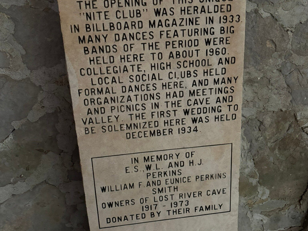 Lost River Cave-鲍灵格林必去景点