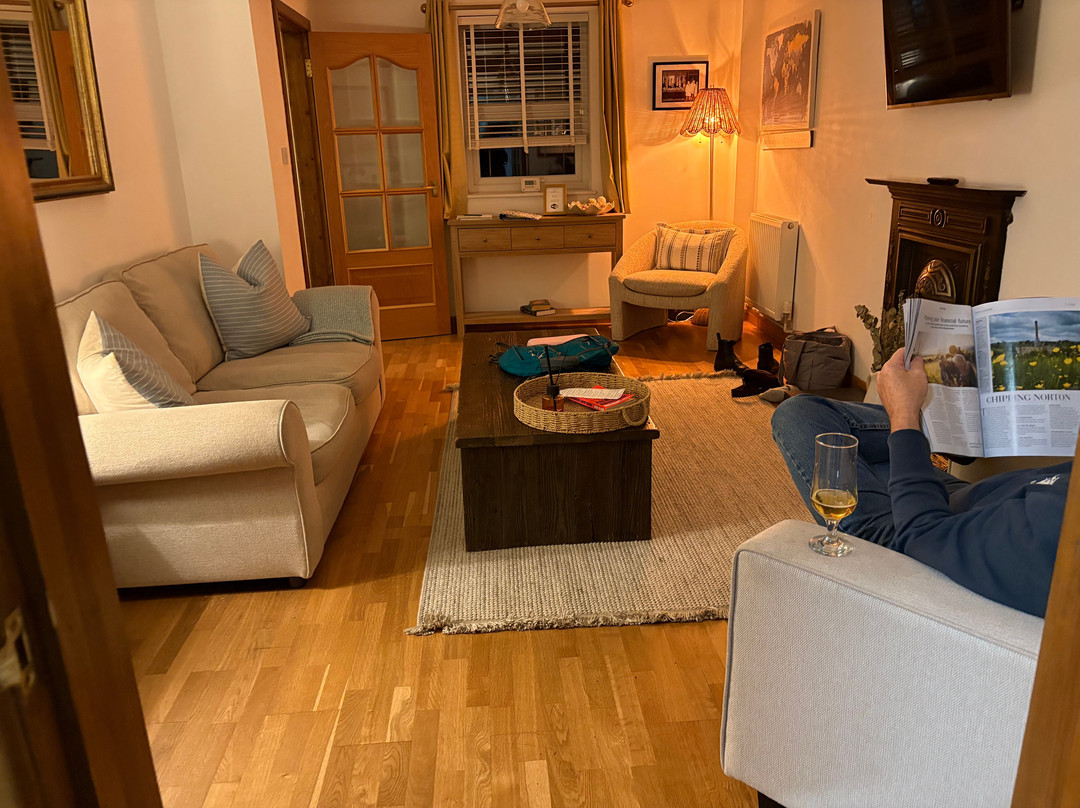 兰斯多恩别墅客房酒店主图