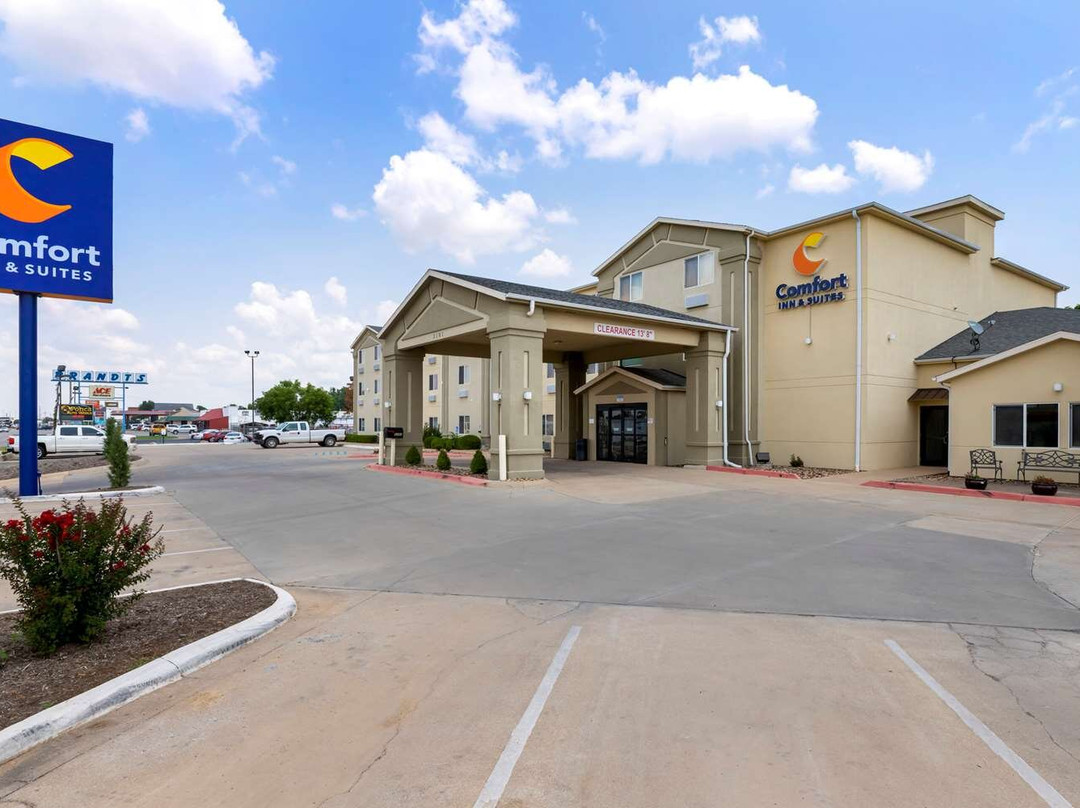 Comfort Inn & Suites Ponca City Near Marland Mansion主图