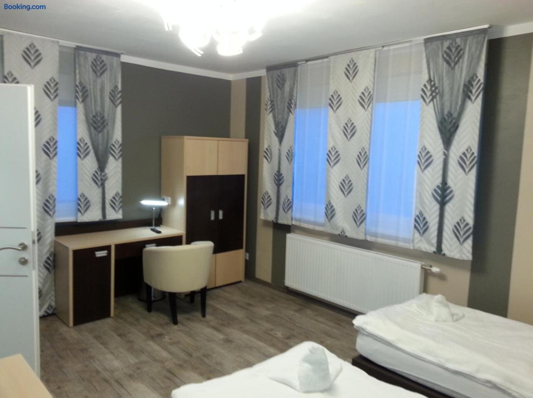 Pension Central主图