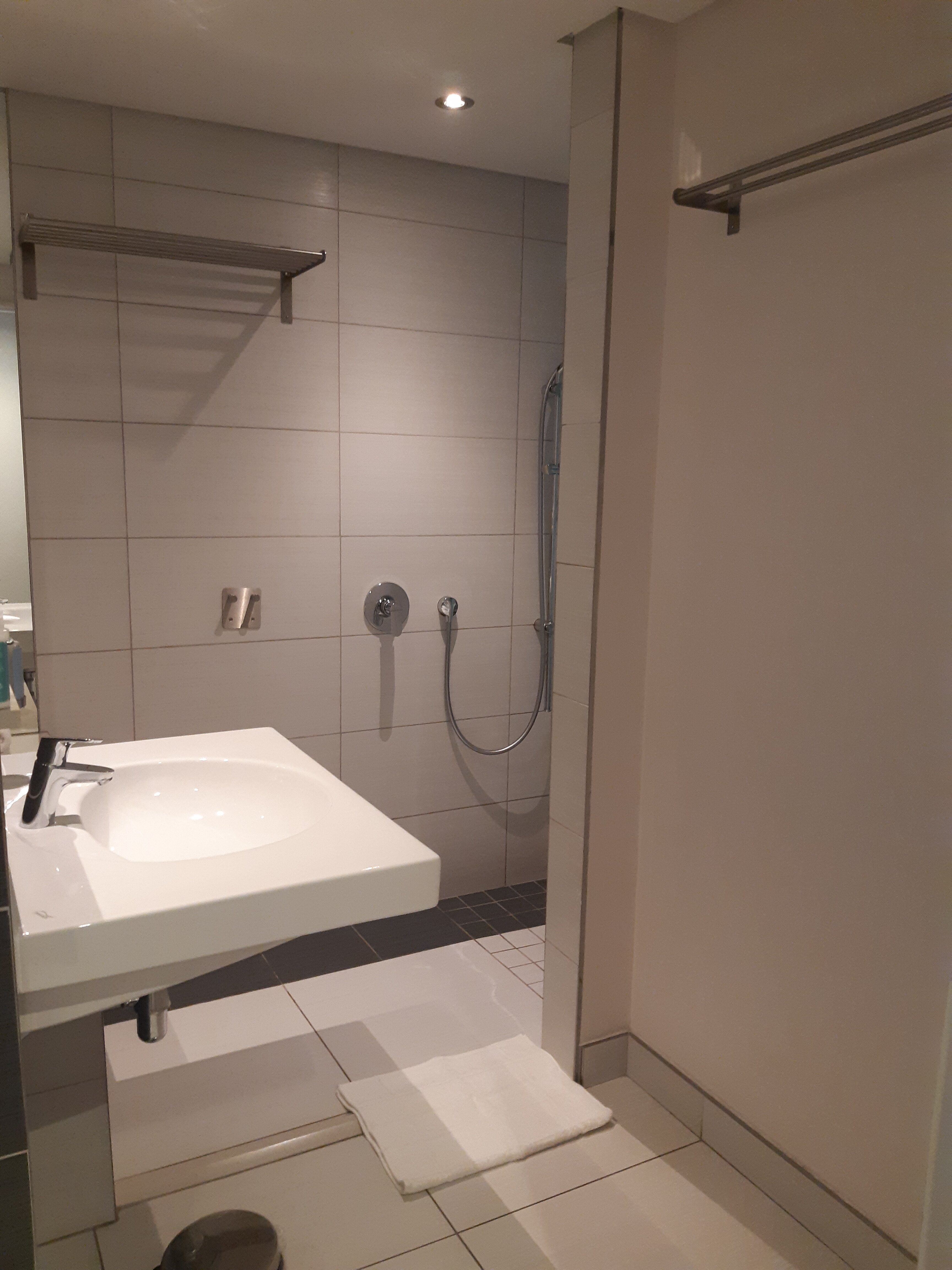 凡尔德酒店-开普敦国际机场-浴室