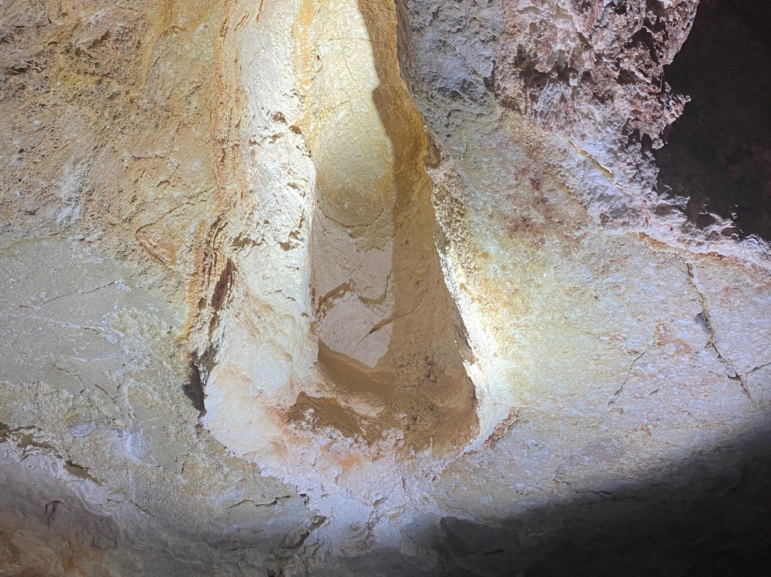 Grand Canyon Caverns-皮奇斯普林斯必去景点