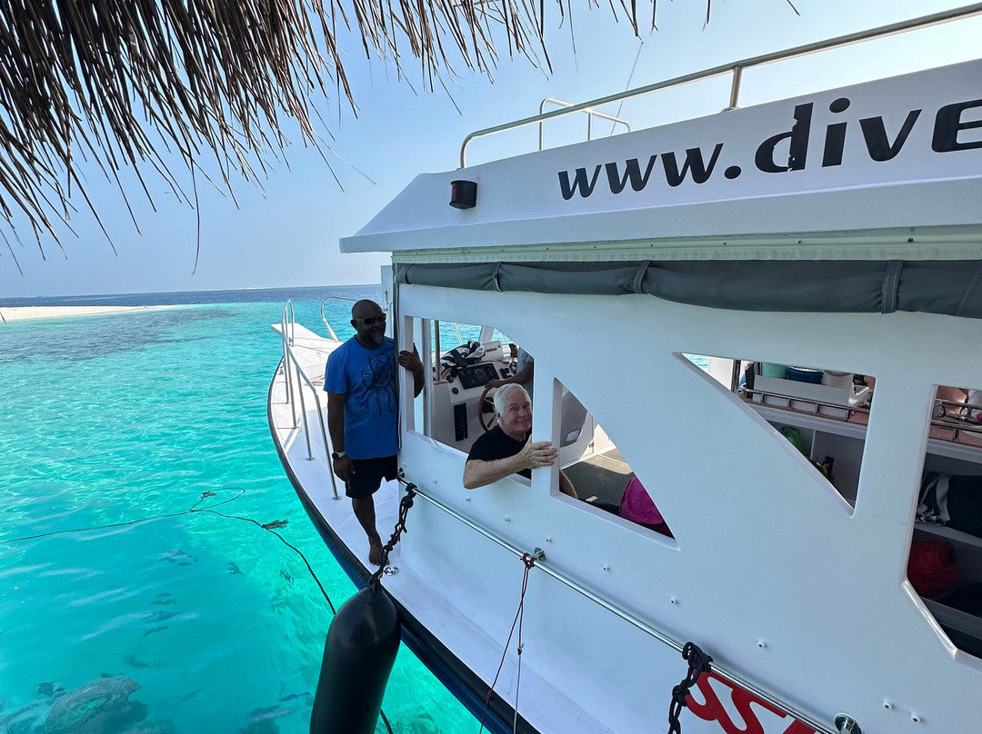 DivePoint Rannalhi-绚丽岛必去景点