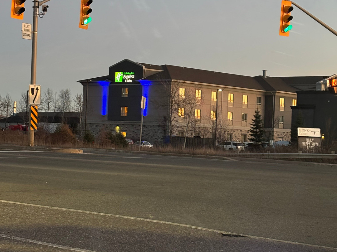 Holiday Inn Express & Suites Thunder Bay By IHG主图