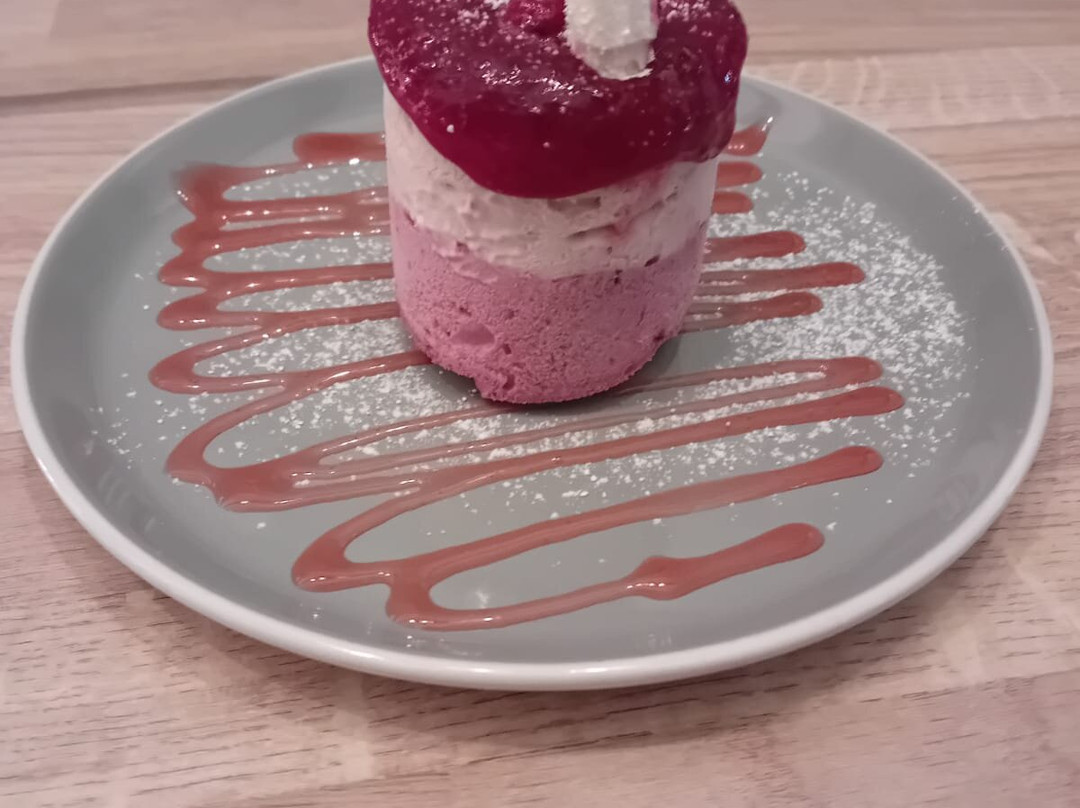 The Black Lion Royal Hotel主图