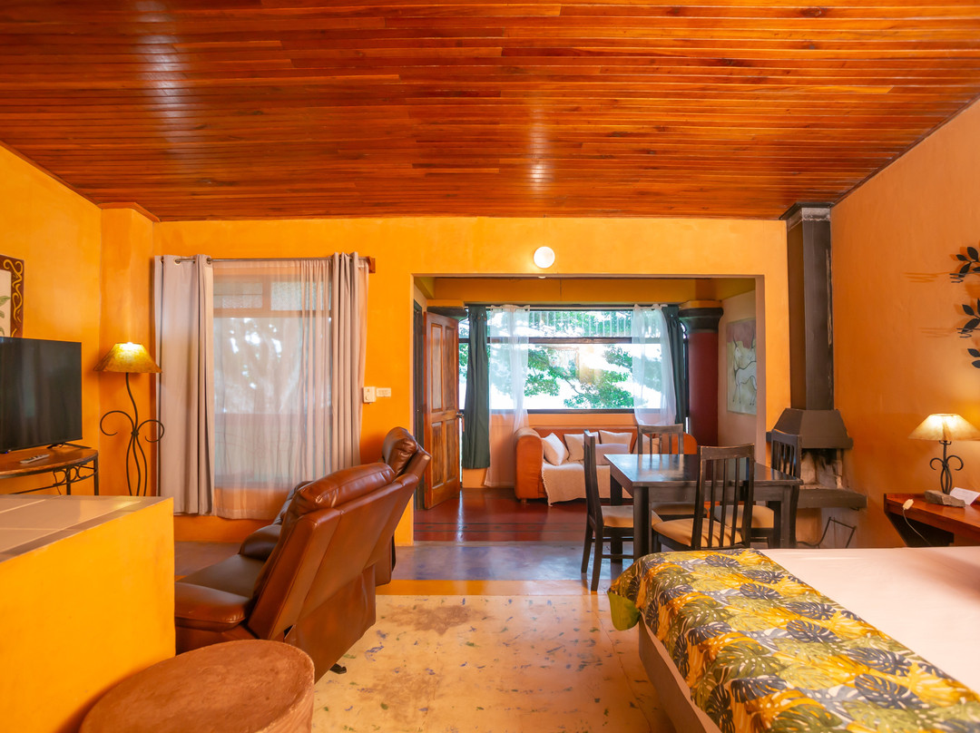 Lake Arenal Hotel, Brewery & Farm主图