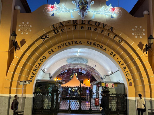 Mercado Municipal Nuestra Senora de Africa-圣克鲁斯-德特内里费必去景点