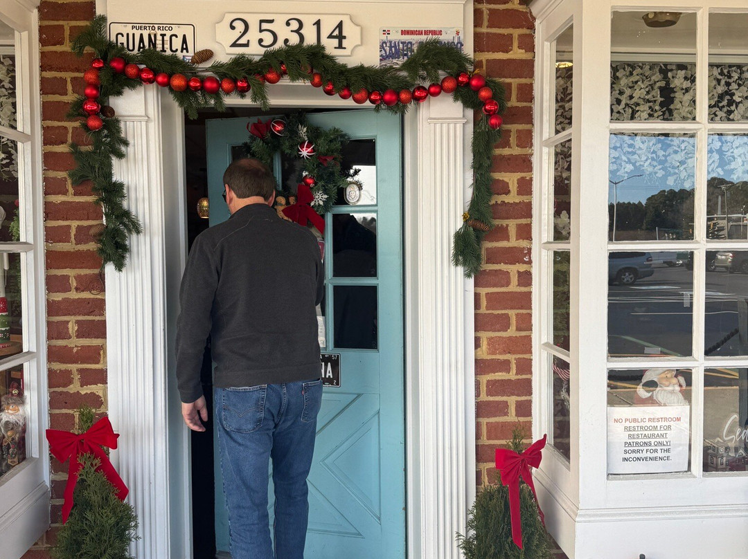 Havana 13 Restaurant & Bar