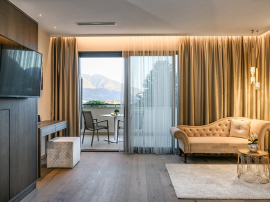 Fayn Garden Retreat Hotel主图